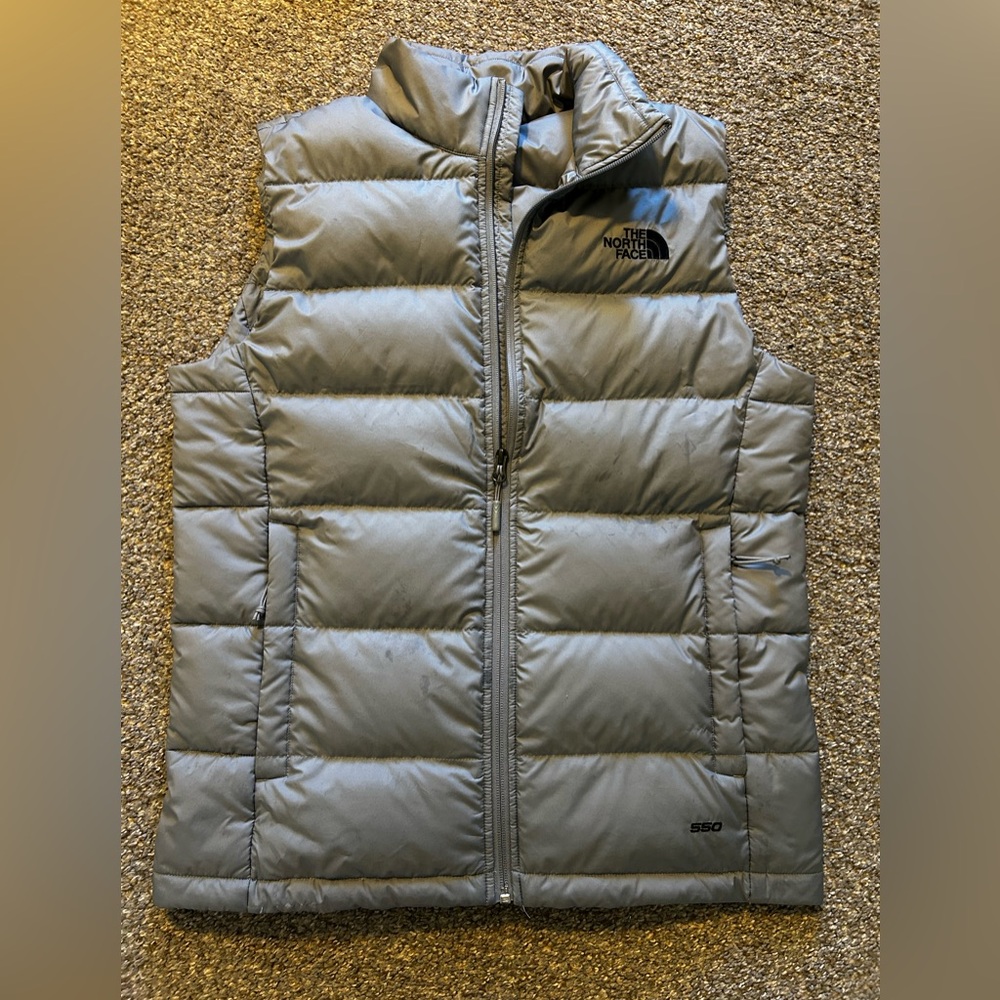 The North Face 550 Down Puffer Vest Gray Men’s Small Full Zip